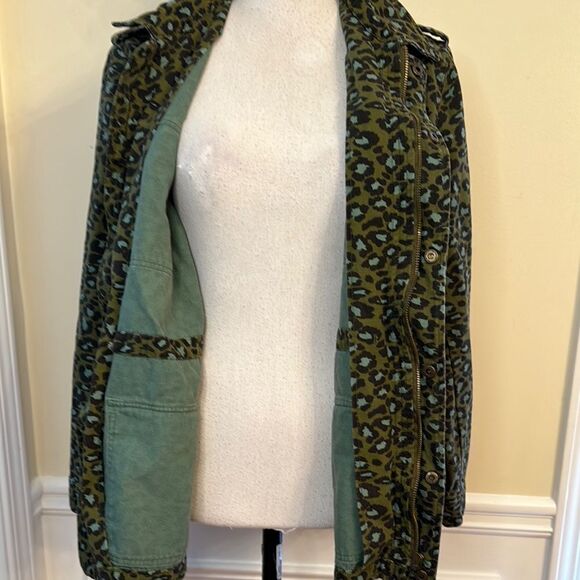 Forever 21 Green Leopard Print Jacket - Picture 4 of 5